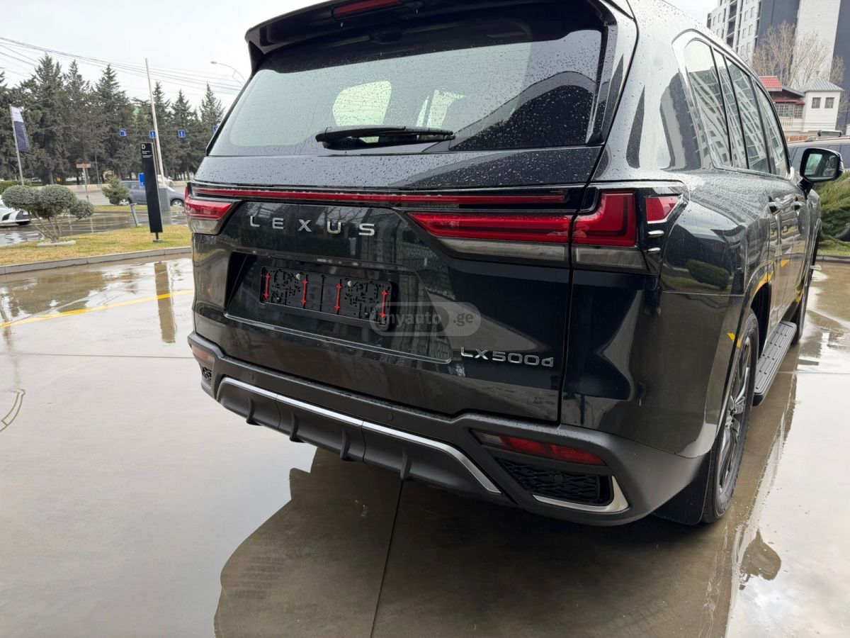 Lexus F sport — миниатюра 7