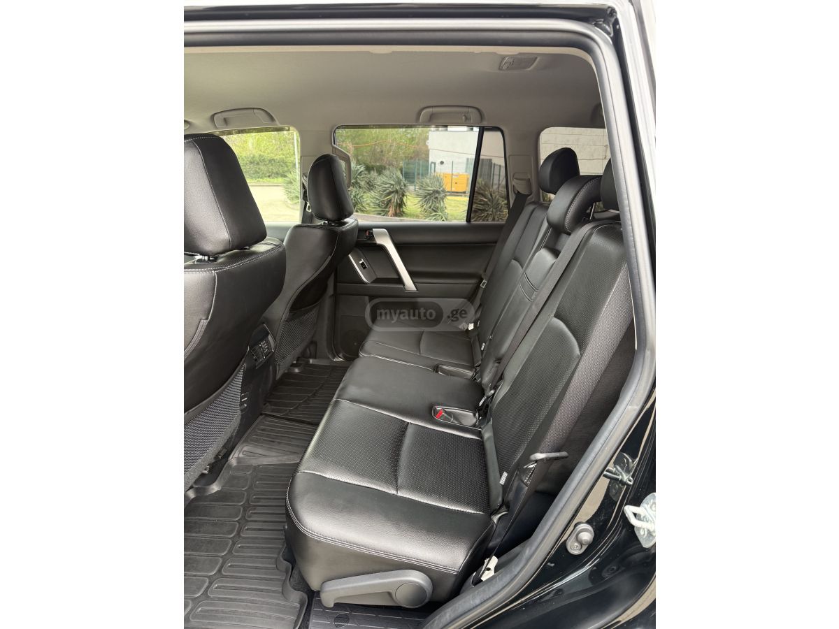 Toyota Land Cruiser Prado - фото 10