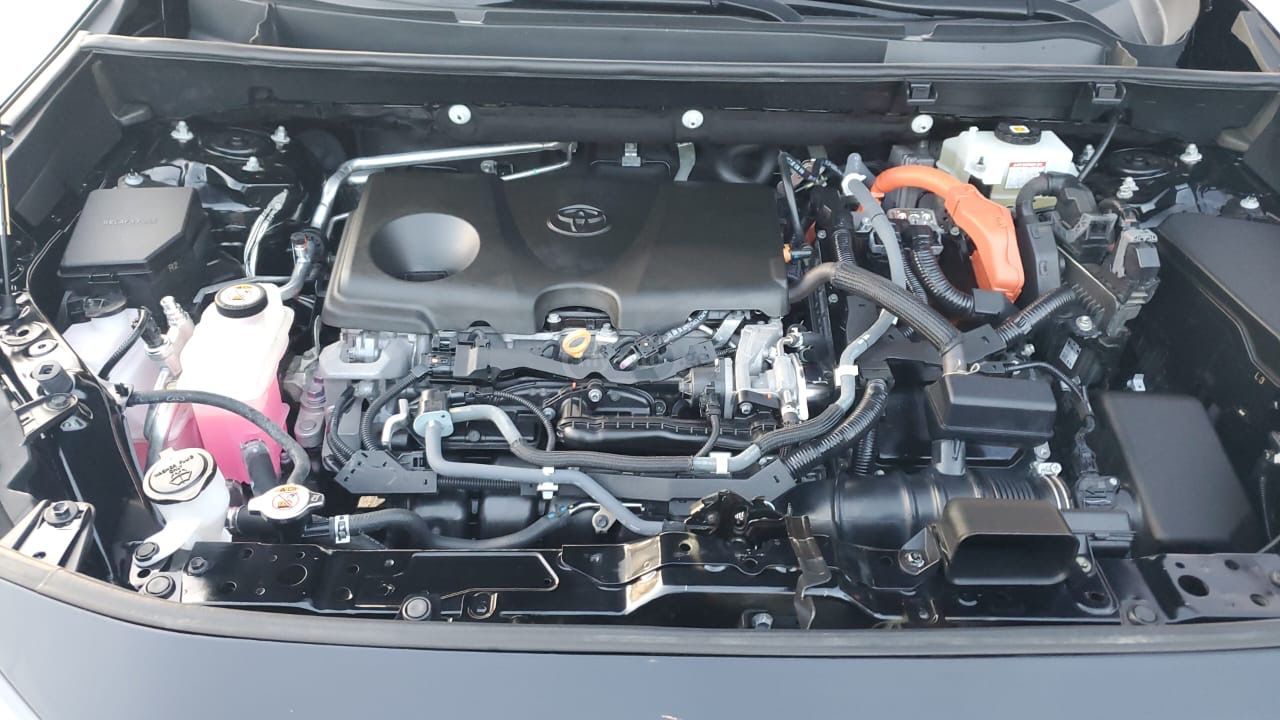 Toyota RAV 4 - фото 9