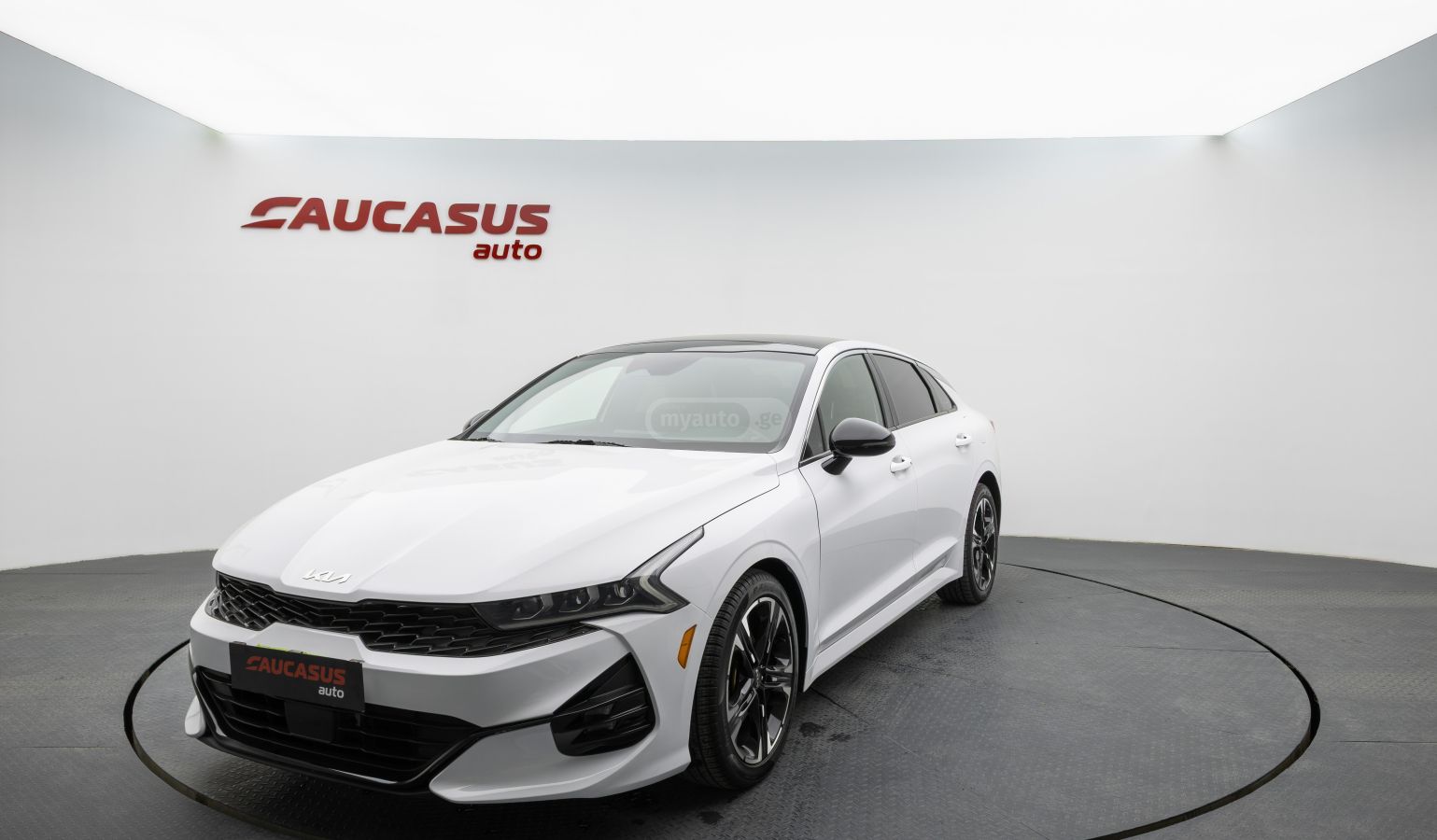 Kia Q 50 Kia K5 2023 — миниатюра 1