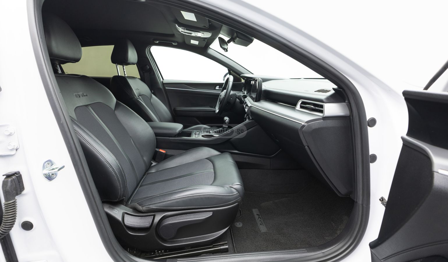 Kia Q 50 Kia K5 2023 — миниатюра 8