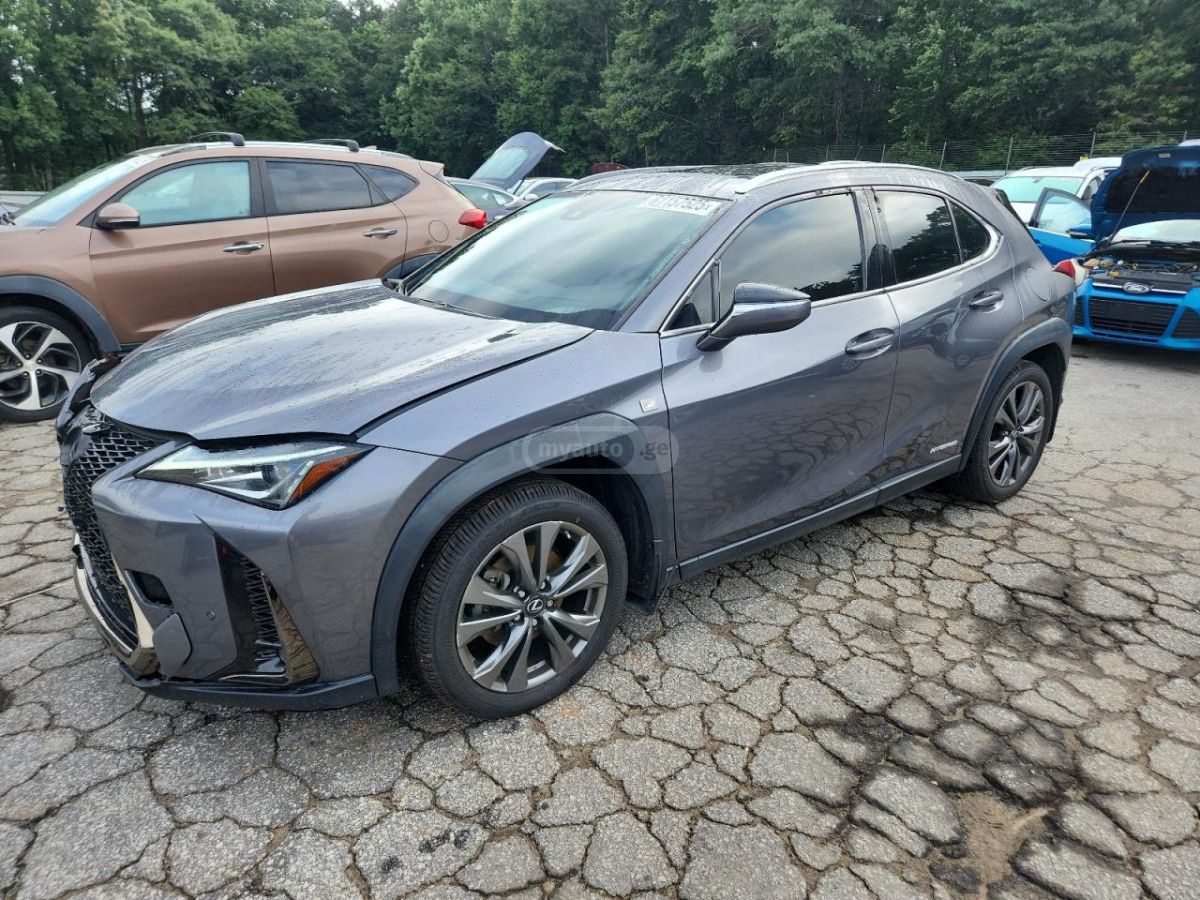 Lexus UX 250 h - фото 1