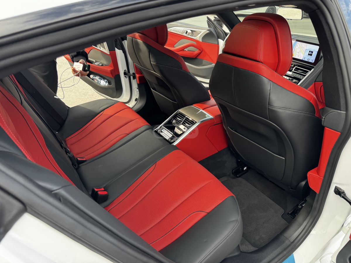 BMW 840 2023 — миниатюра 11