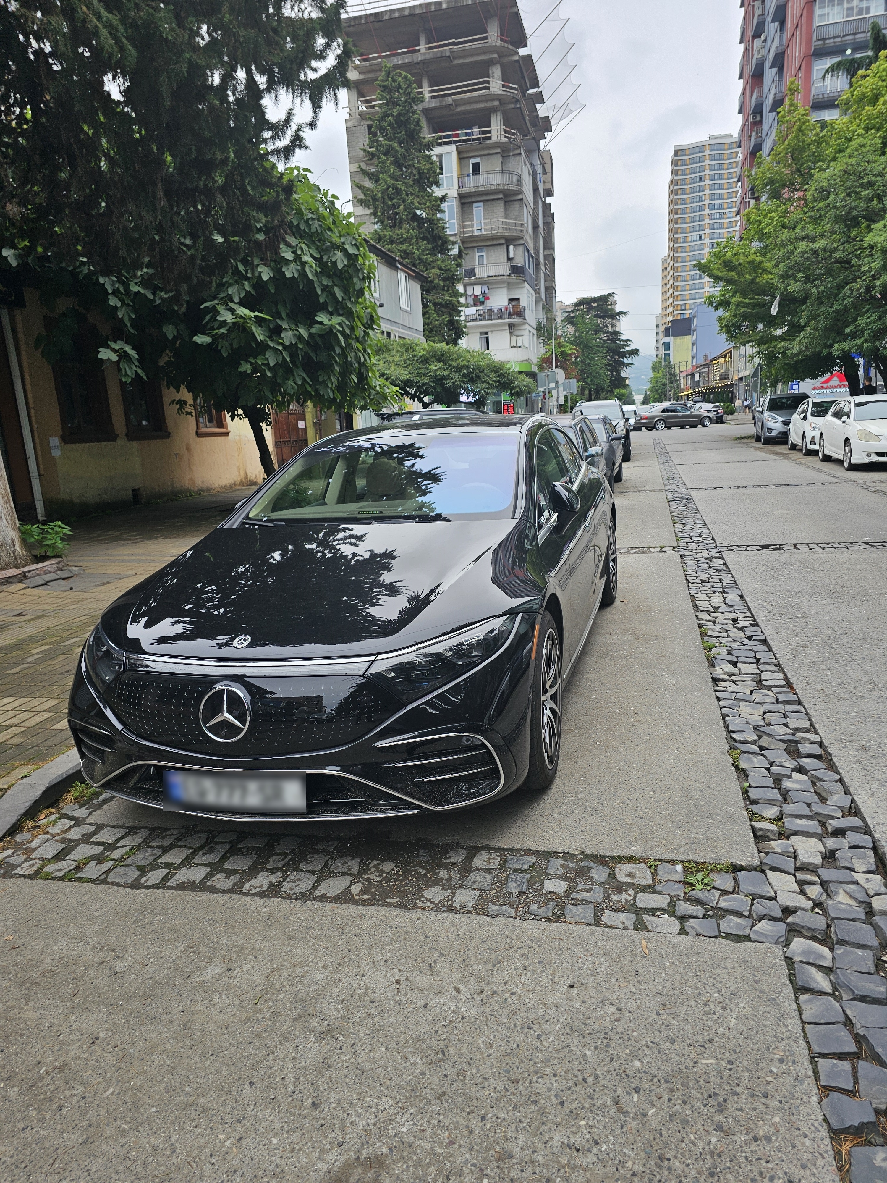 Mercedes-Benz EQS 2023 — миниатюра 1