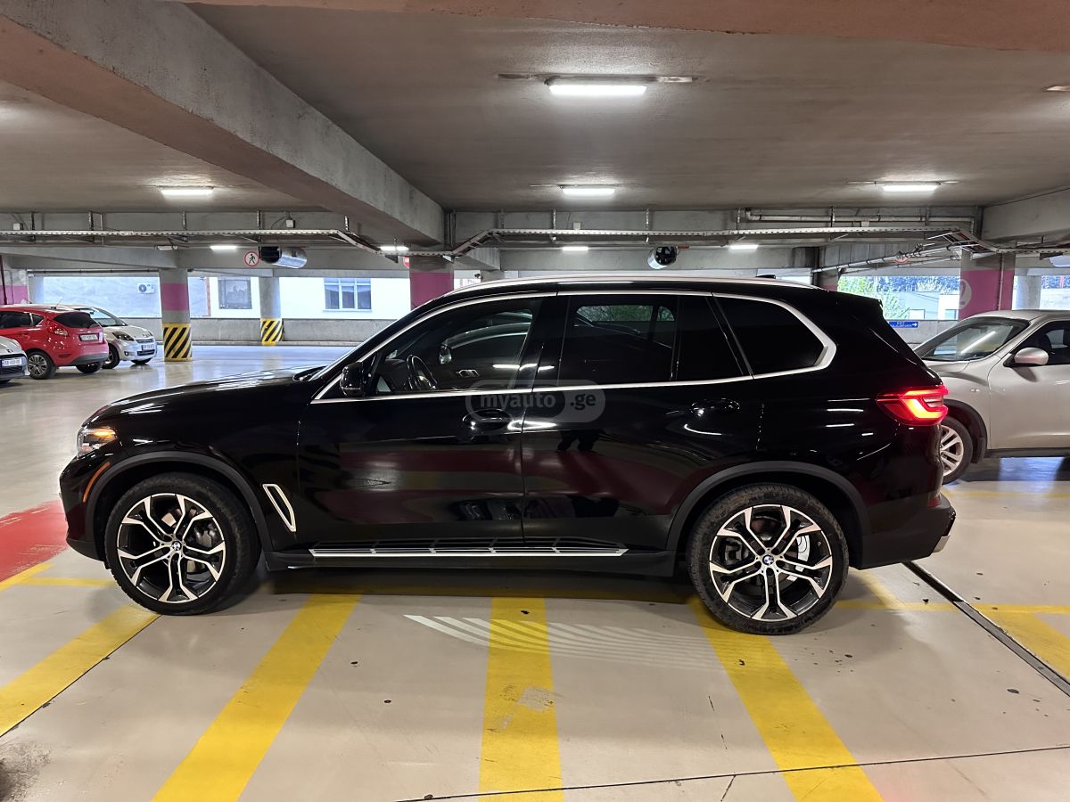 BMW X5 - фото 6