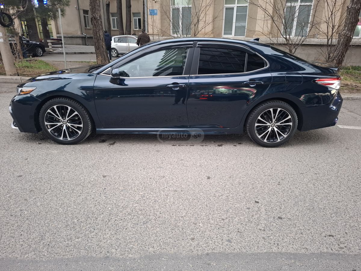 Toyota Camry - фото 11