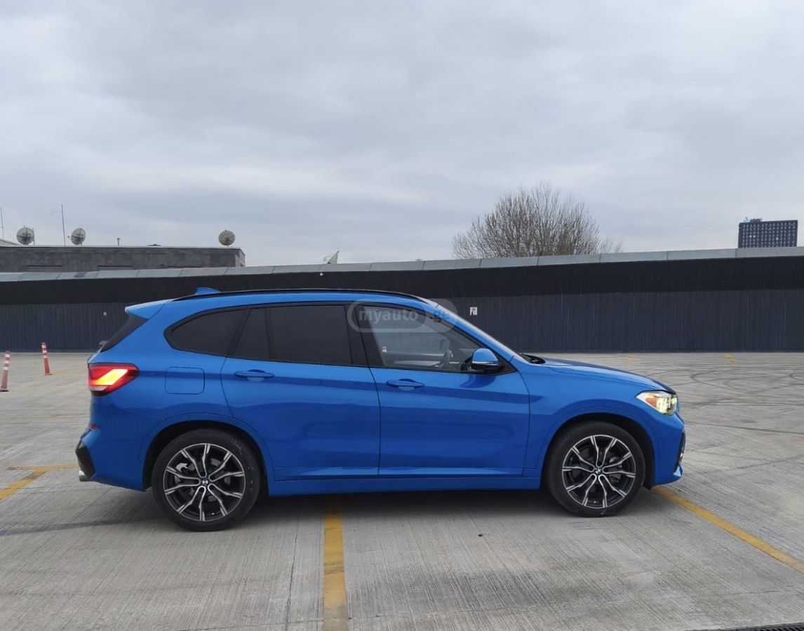 BMW sDrive28i 4dr Front-Wheel Driv — миниатюра 13