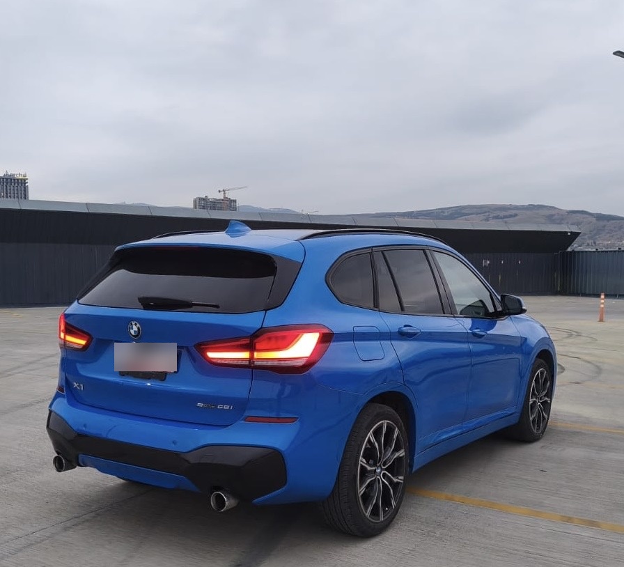 BMW sDrive28i 4dr Front-Wheel Driv — миниатюра 6