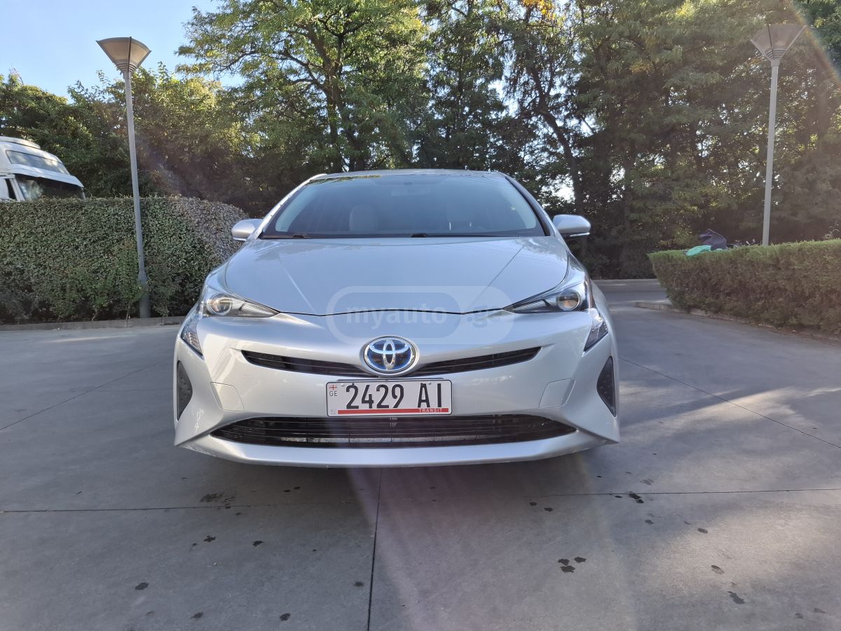 Toyota Prius - фото 3