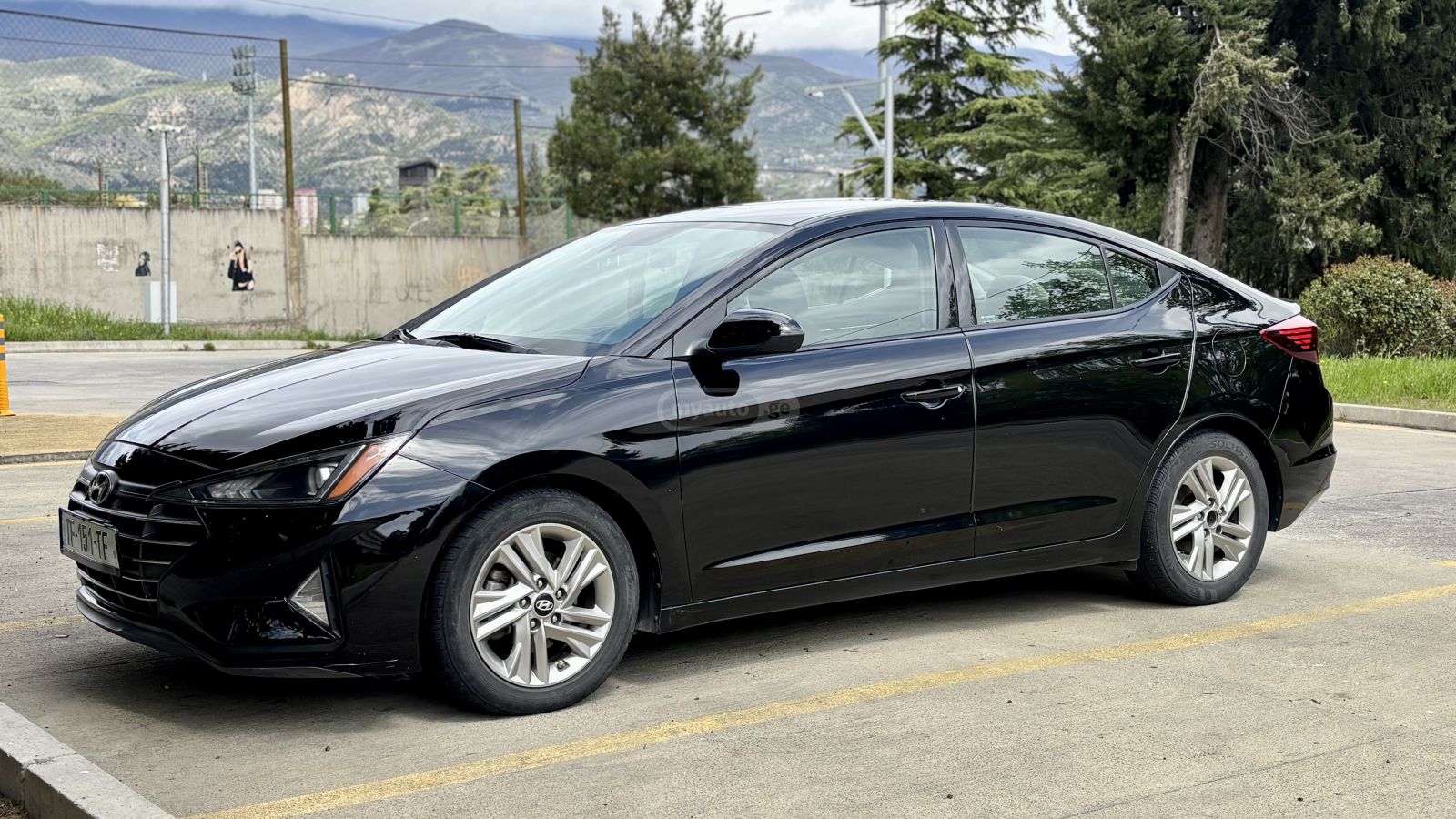 Hyundai Elantra - фото 10