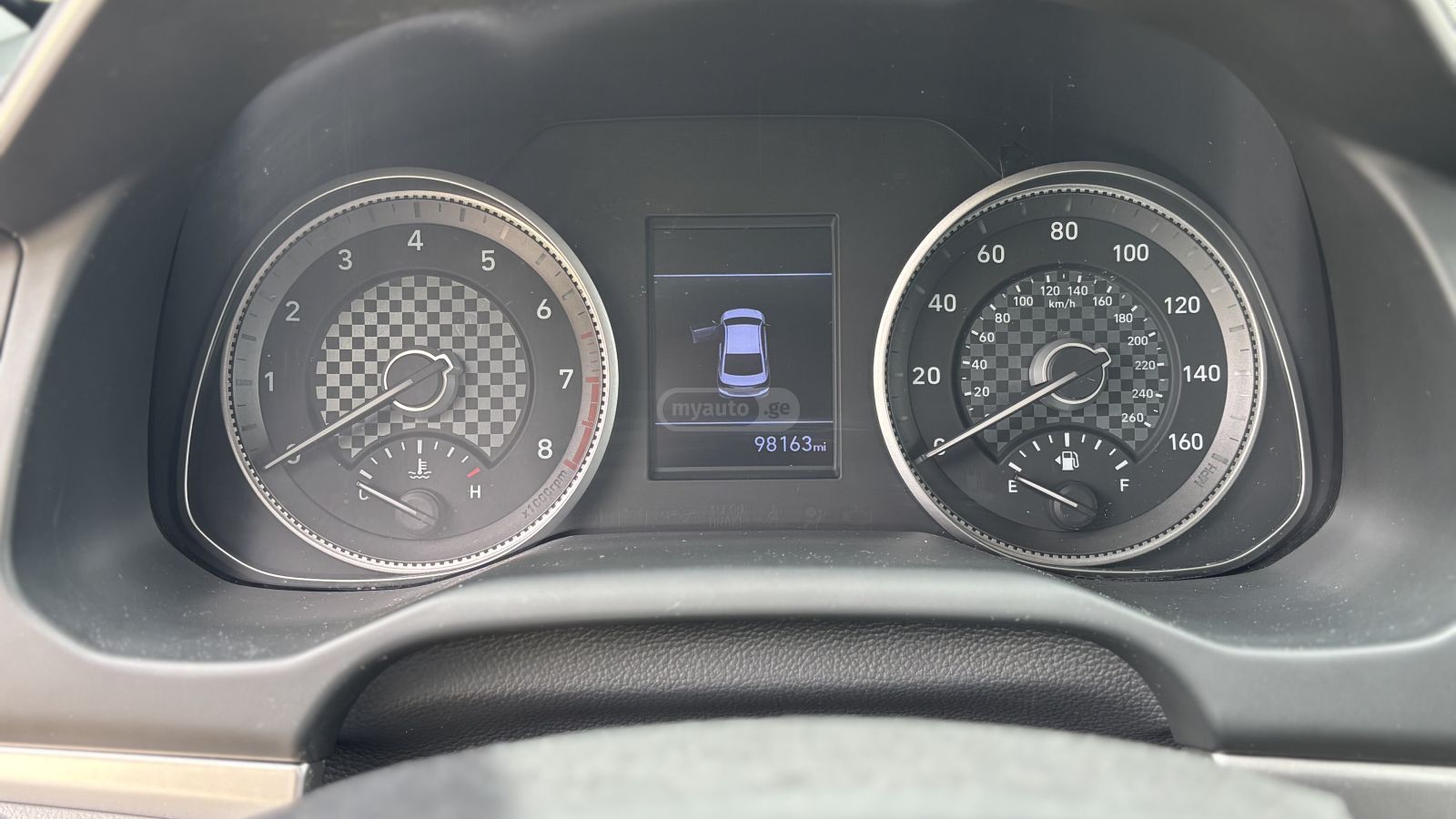 Hyundai Elantra - фото 14