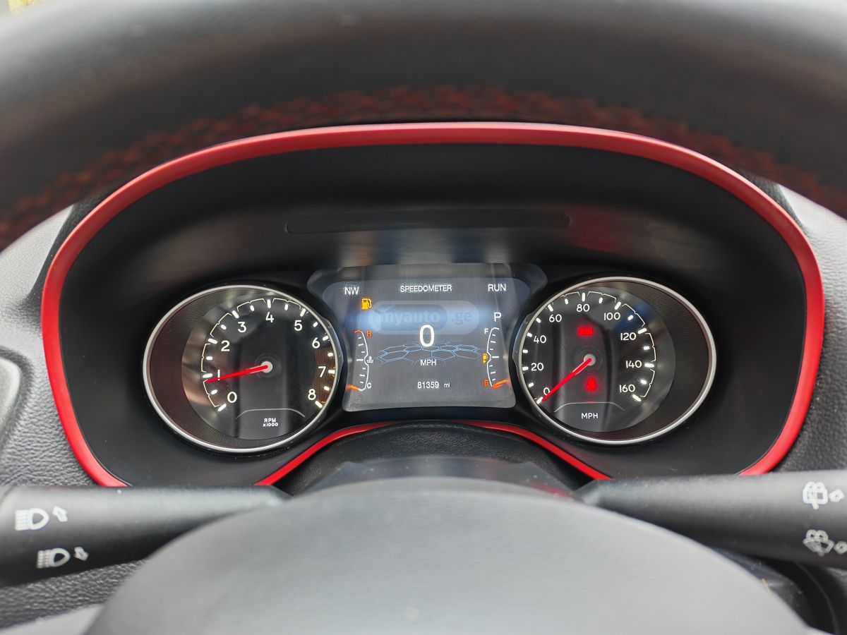 Jeep Compass - фото 4