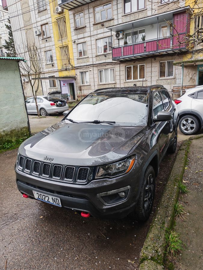 Jeep Compass - фото 7