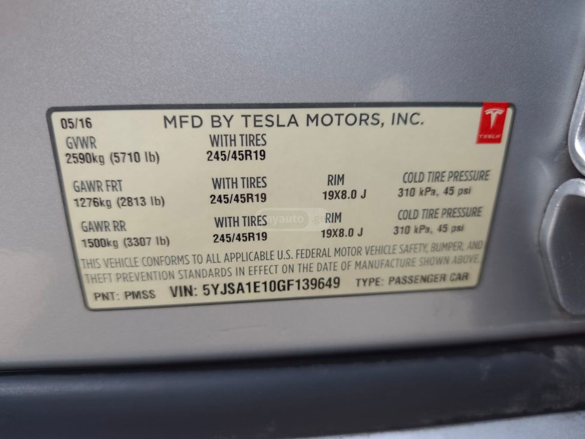 Tesla Model S - фото 14