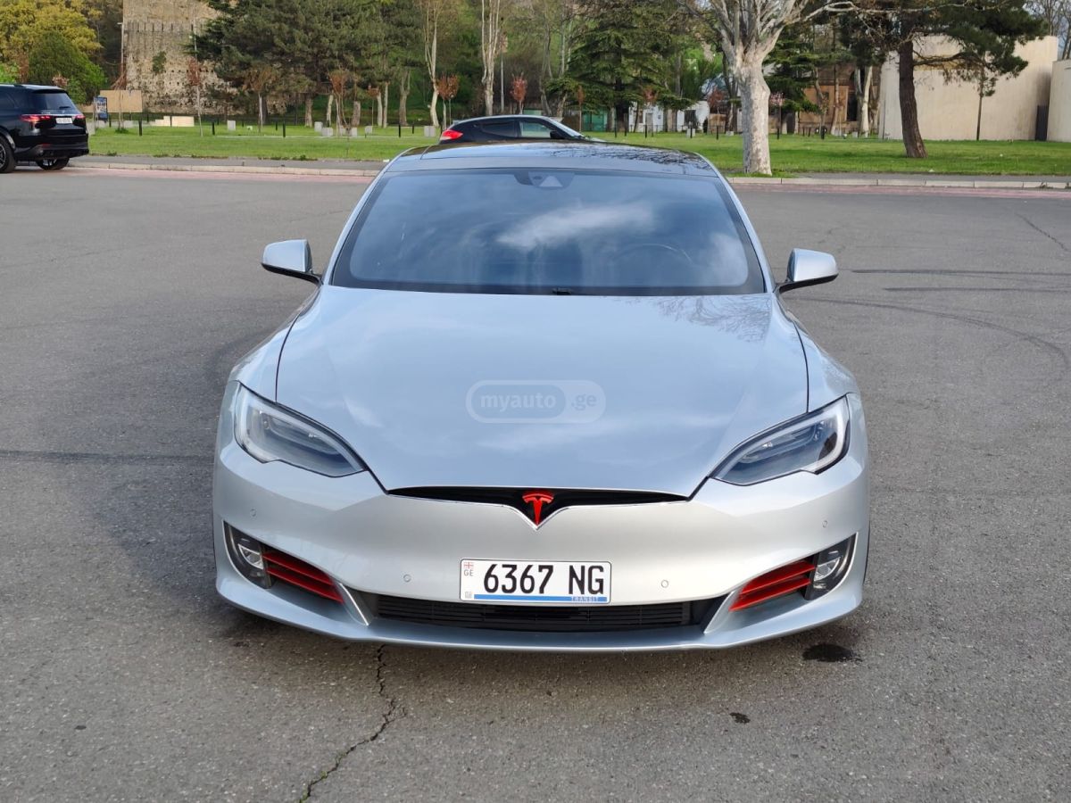 Tesla Model S - фото 3