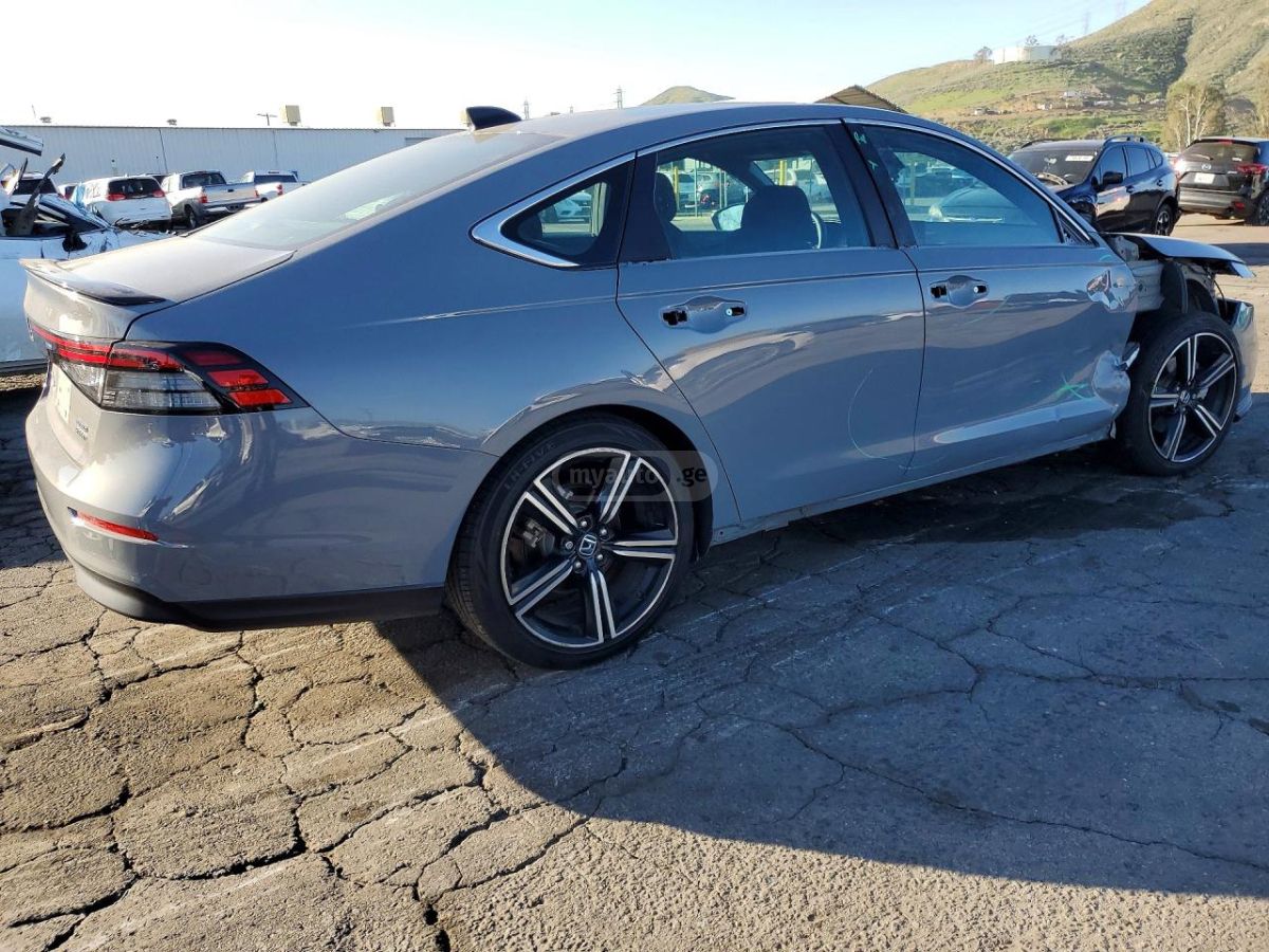 Honda Sport w/o BSI 4dr Sedan CVT — миниатюра 3