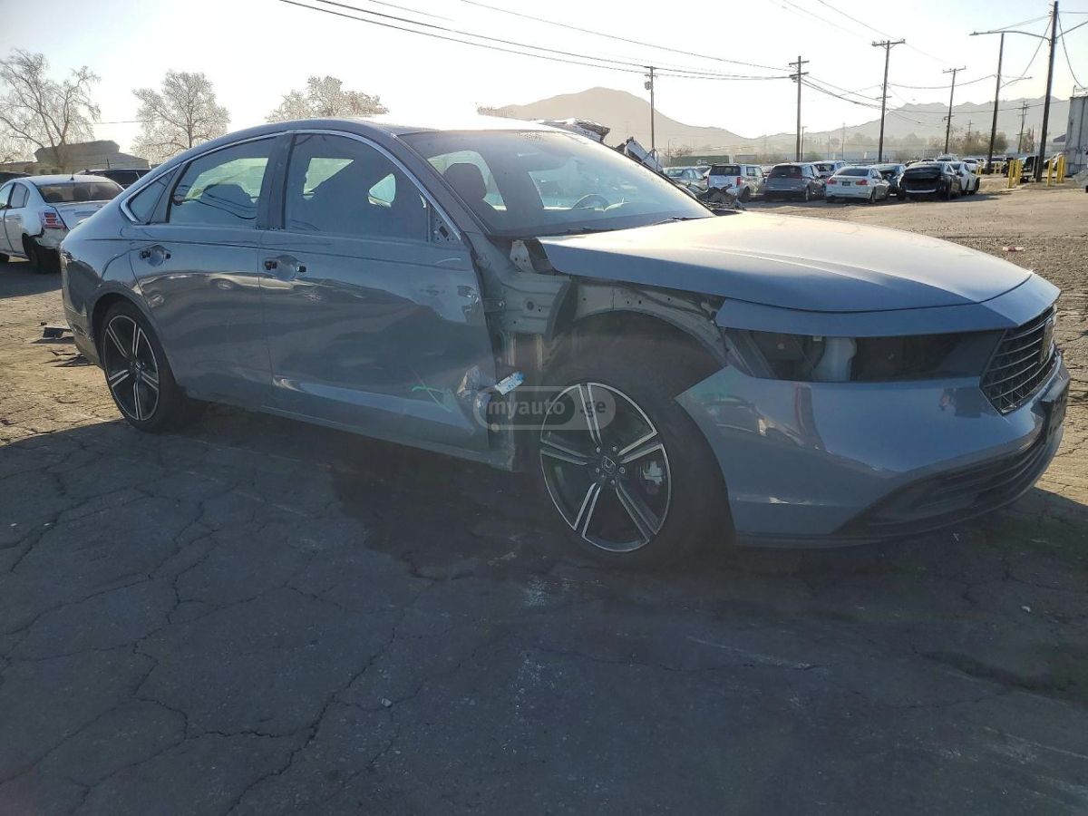 Honda Sport w/o BSI 4dr Sedan CVT — миниатюра 4