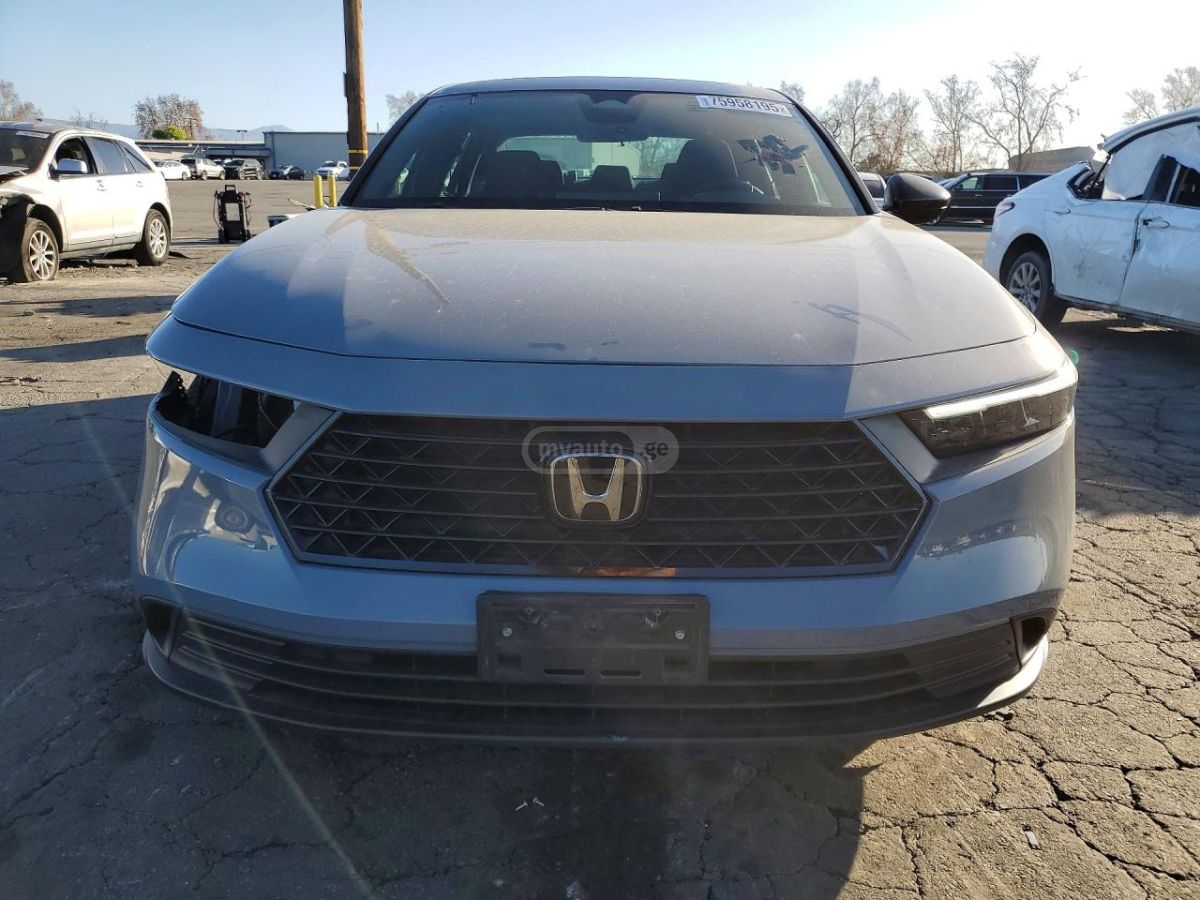 Honda Sport w/o BSI 4dr Sedan CVT — миниатюра 5