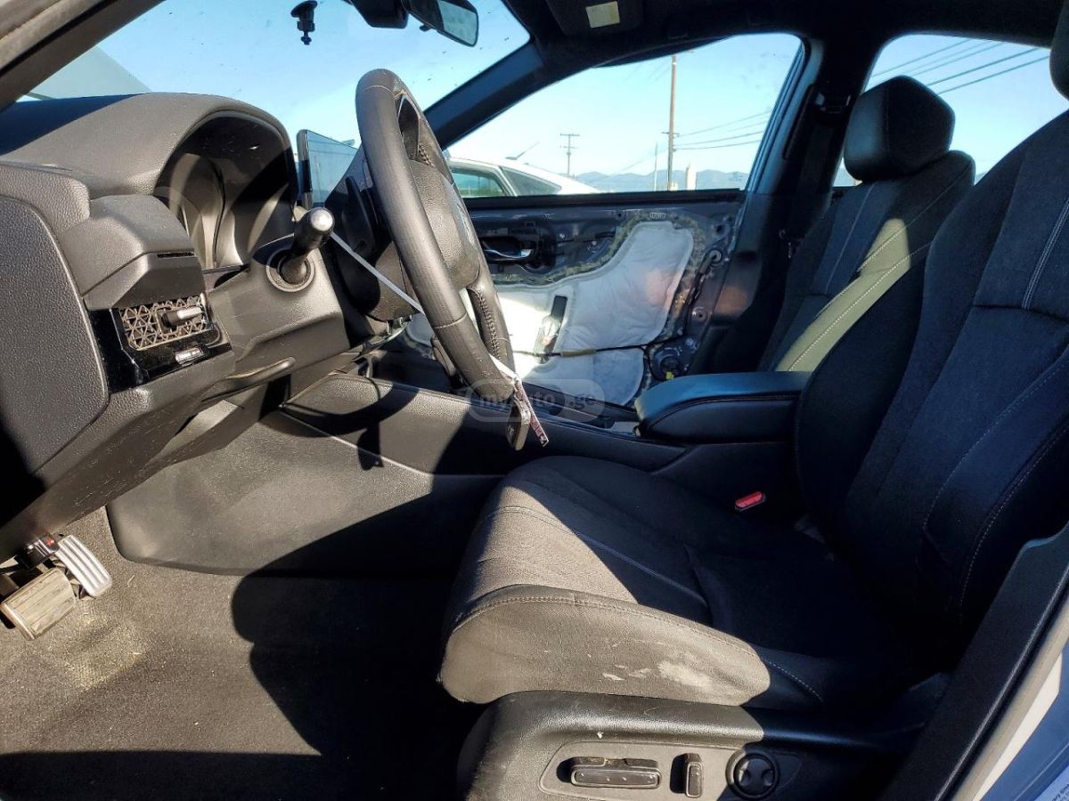 Honda Sport w/o BSI 4dr Sedan CVT — миниатюра 7