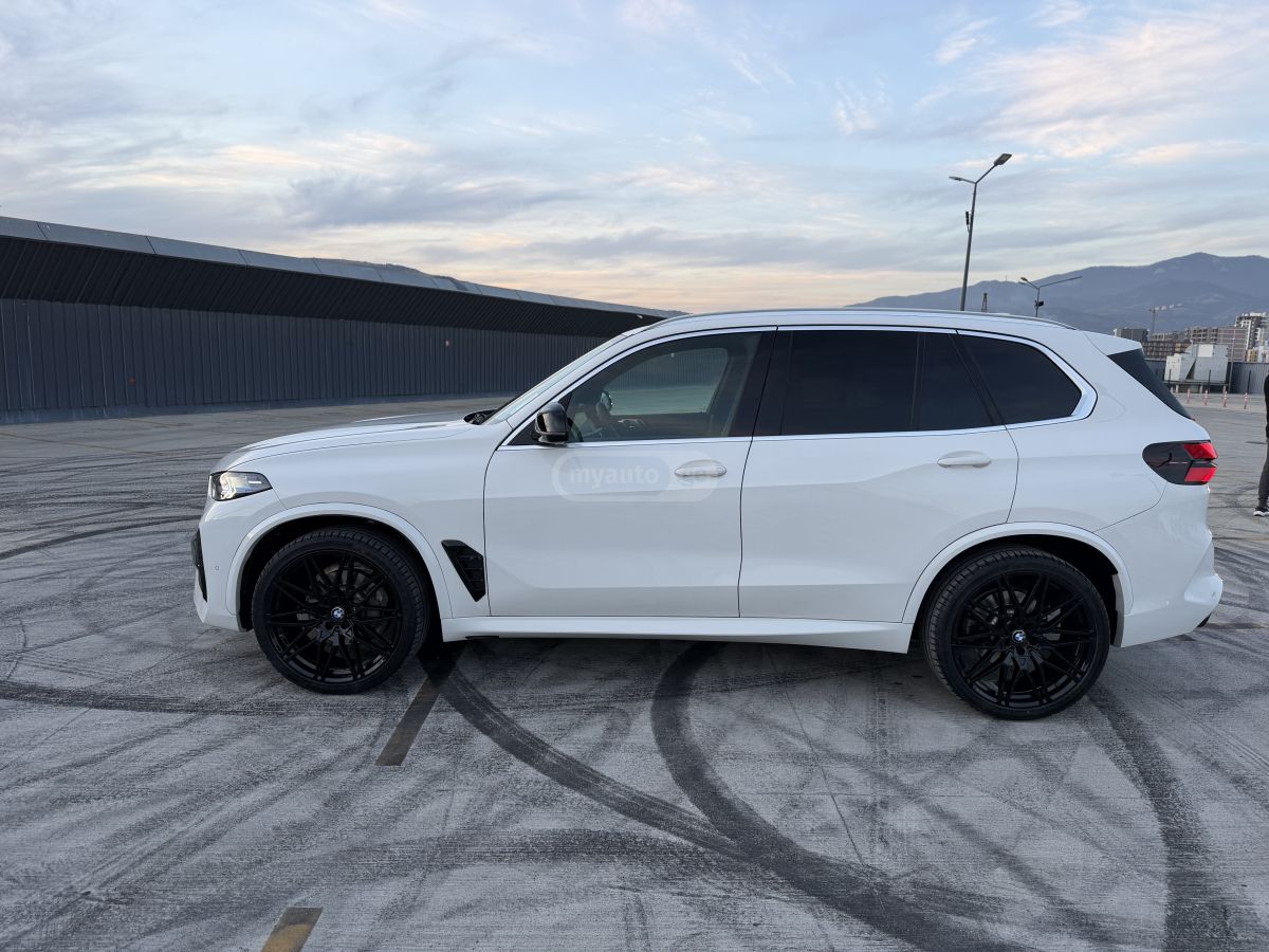 BMW X5 - фото 3