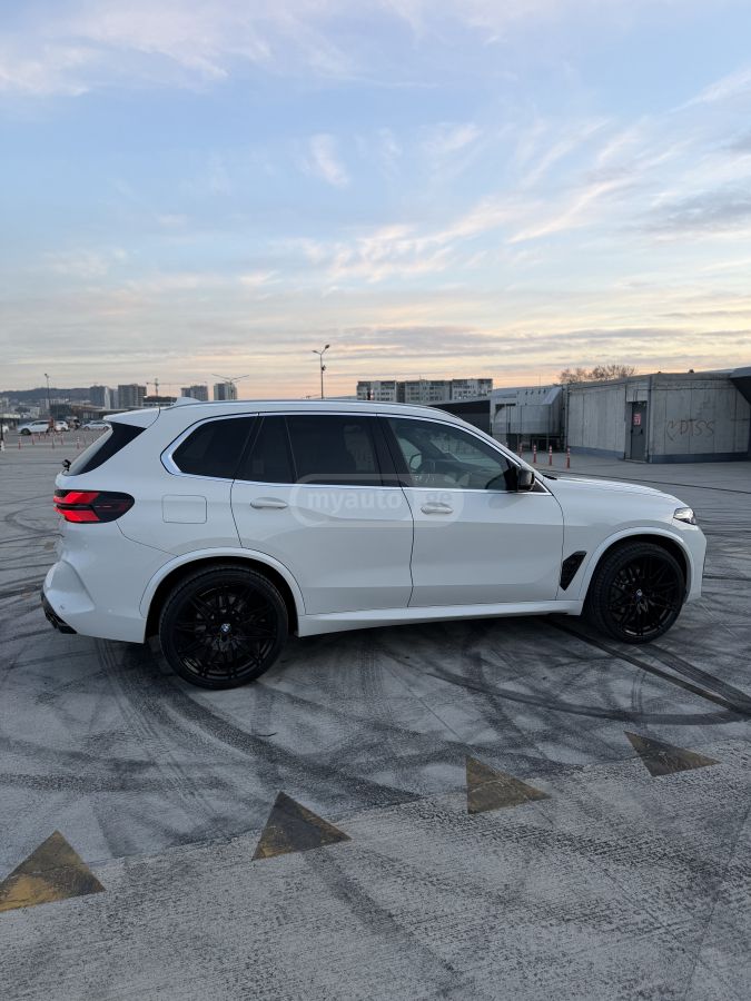 BMW X5 - фото 7