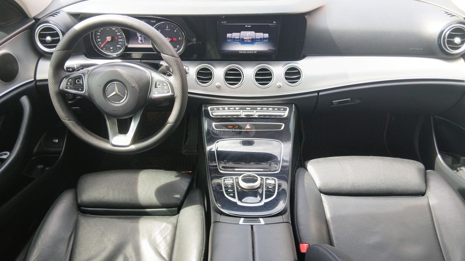 Mercedes-Benz E 220 - фото 7