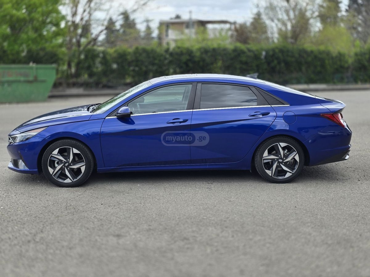 Hyundai Elantra - фото 5