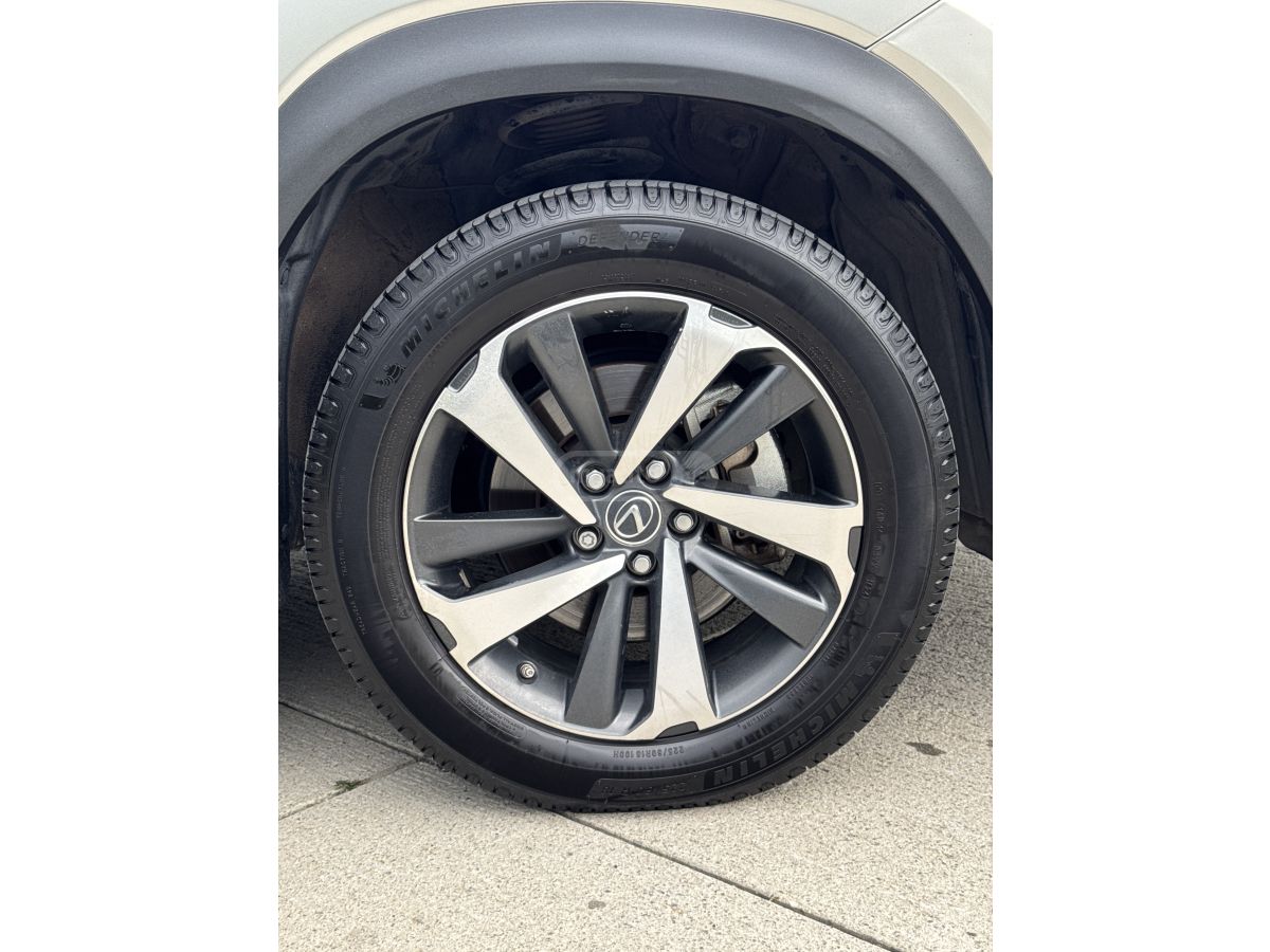 Lexus NX 300 - фото 13
