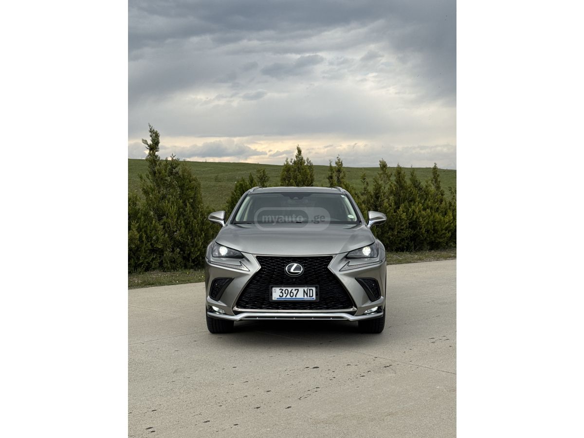 Lexus NX 300 - фото 2