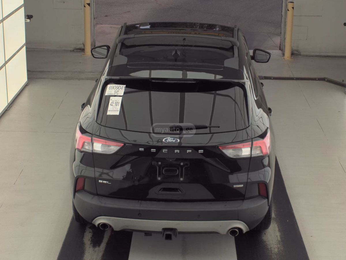 Ford Escape - фото 6