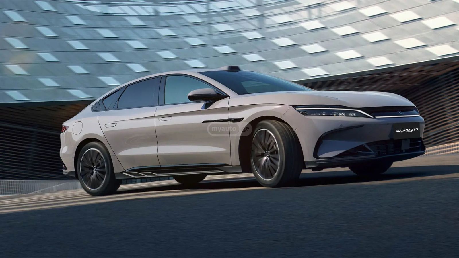 BYD Han - фото 8