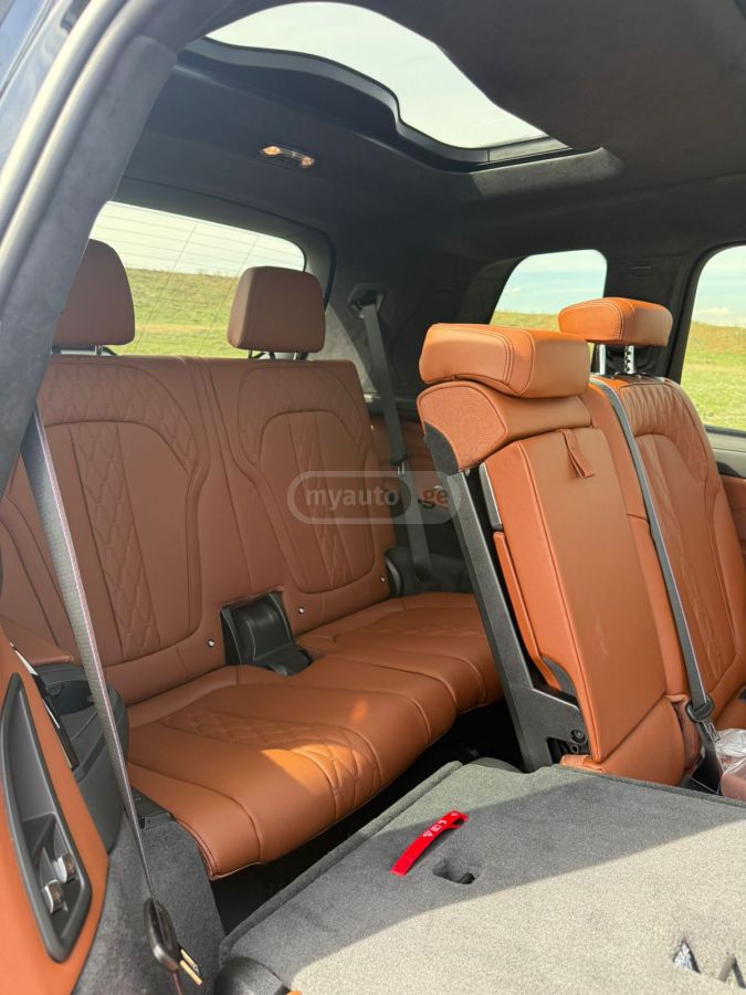 BMW X7 2026 — миниатюра 12