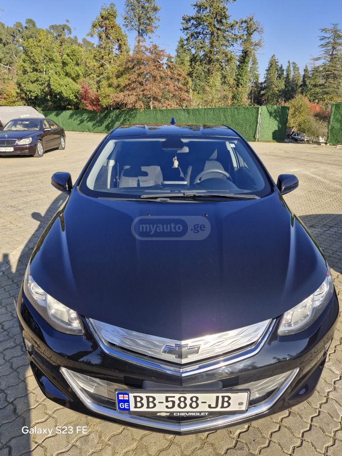 Chevrolet Volt - фото 1