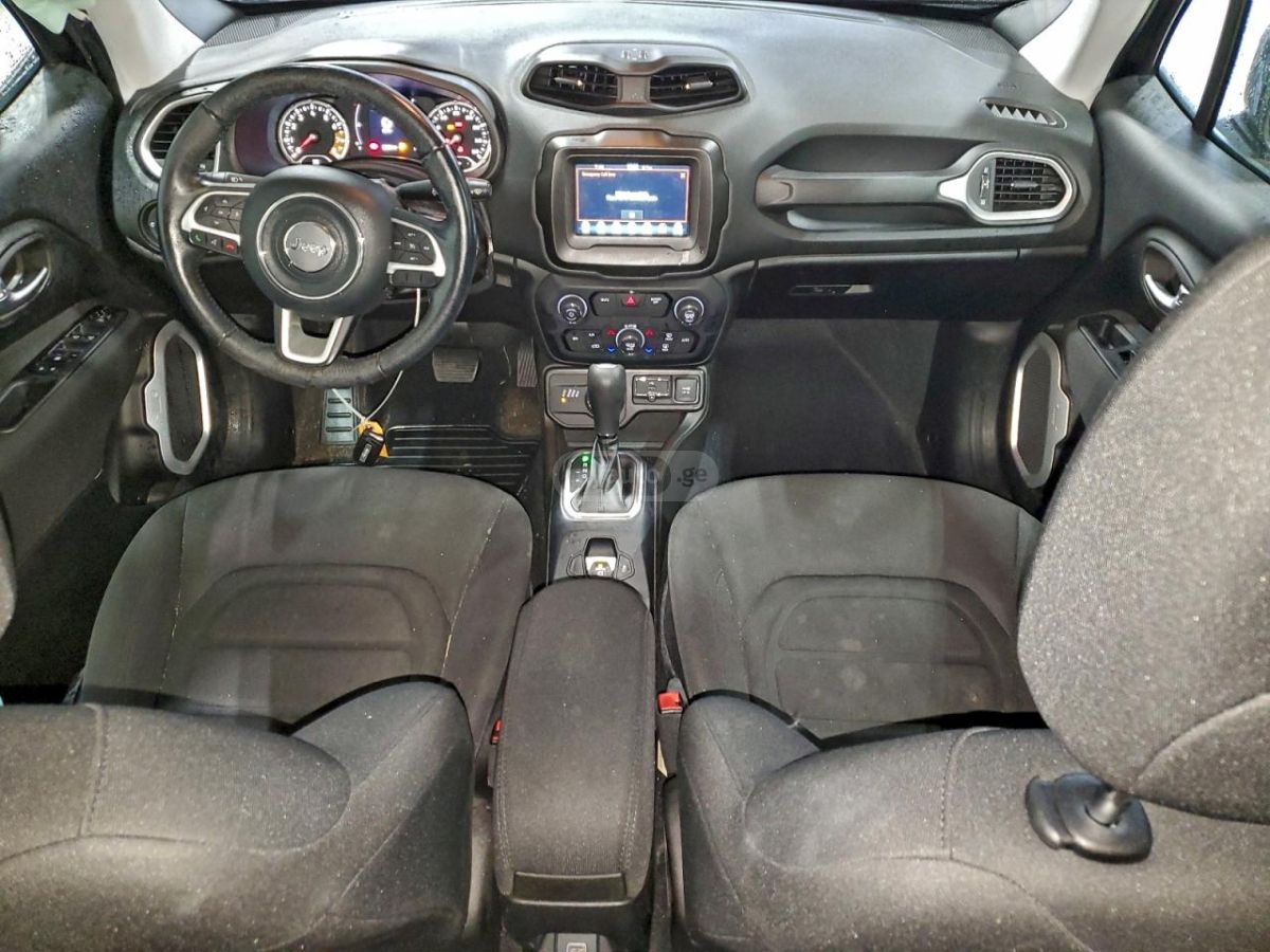 Jeep Latitude 4dr 4x4 Automatic — миниатюра 8