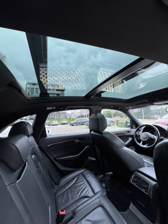Audi Q5 - фото 7