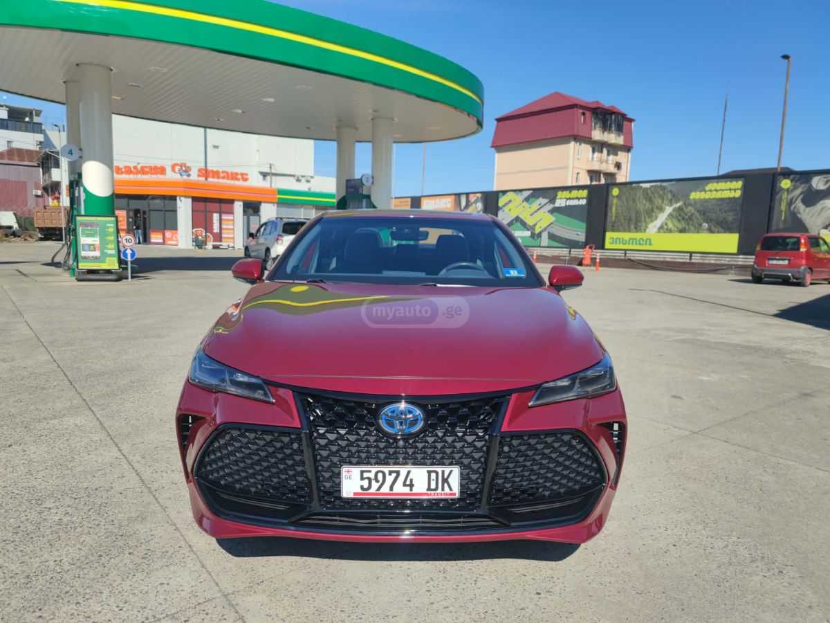 Toyota Avalon - фото 1