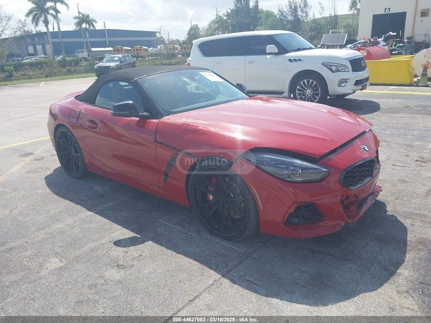 BMW Z4 2025 — миниатюра 1