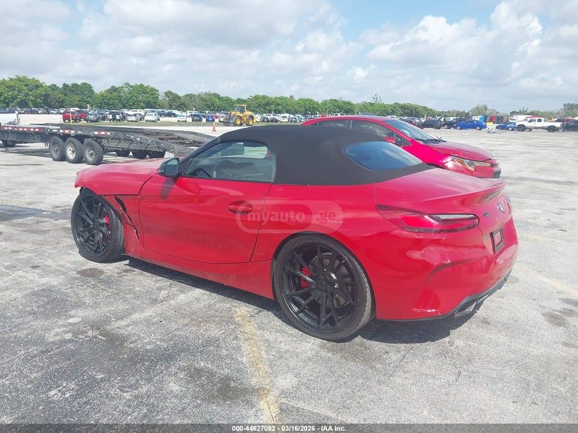 BMW Z4 2025 — миниатюра 3