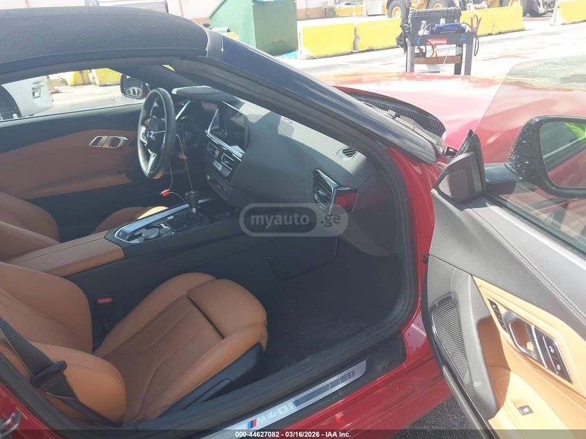 BMW Z4 2025 — миниатюра 5
