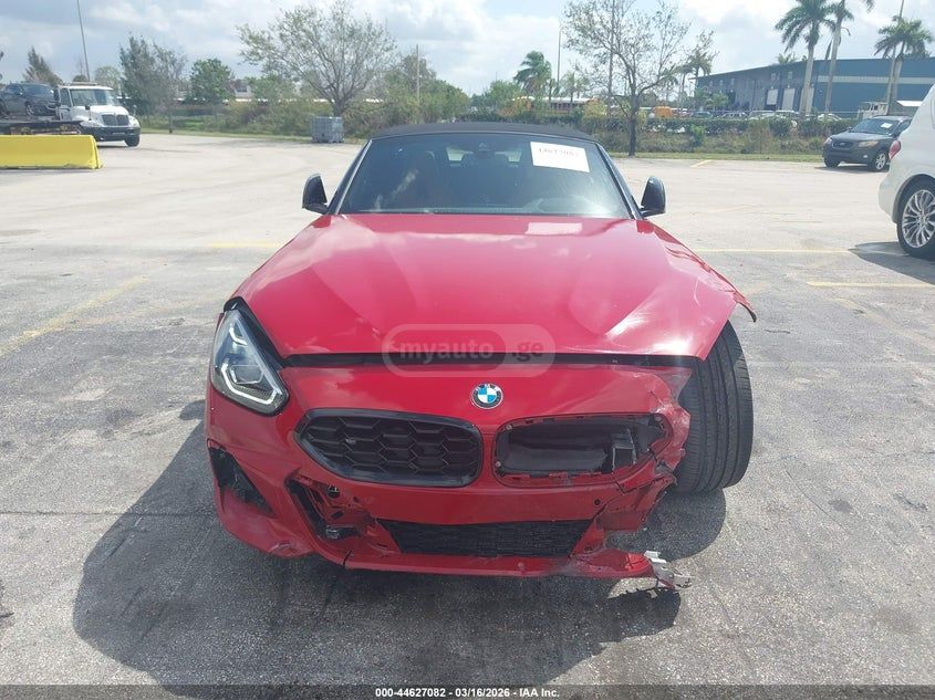 BMW Z4 2025 — миниатюра 6