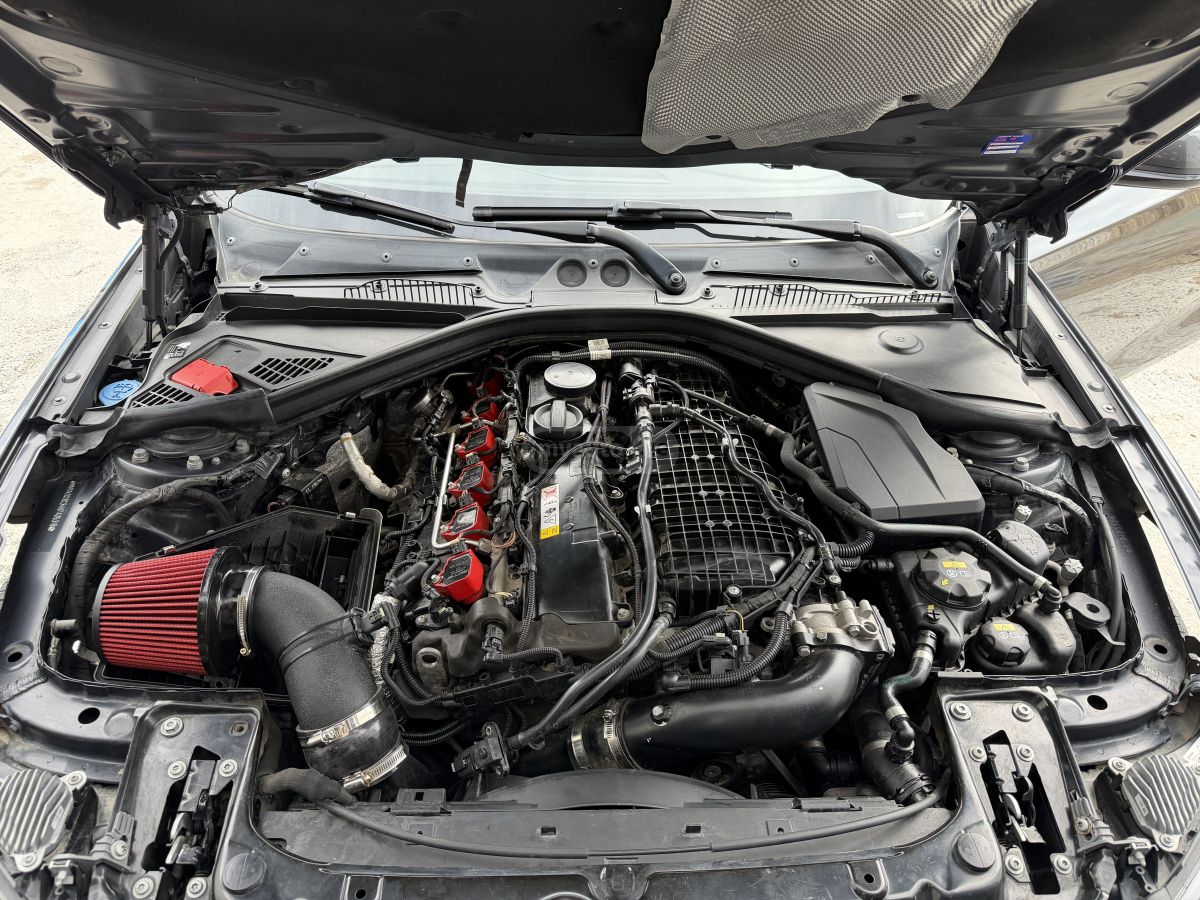 BMW M240 - фото 1