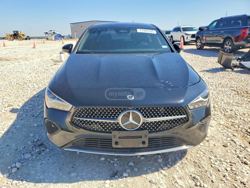 Mercedes-Benz CLA 250 - фото 1