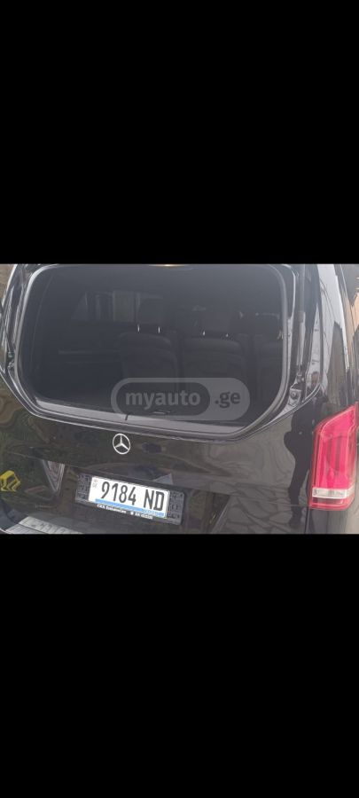 Mercedes-Benz V 220 - фото 12