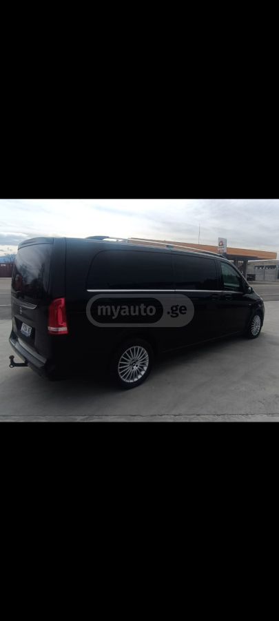 Mercedes-Benz V 220 - фото 9