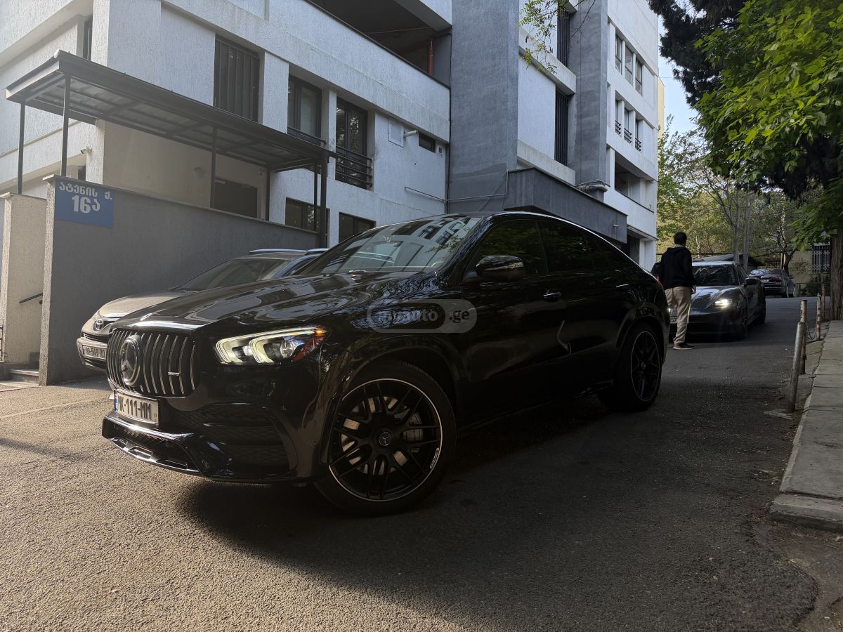 Mercedes-Benz GLE 53 - фото 4