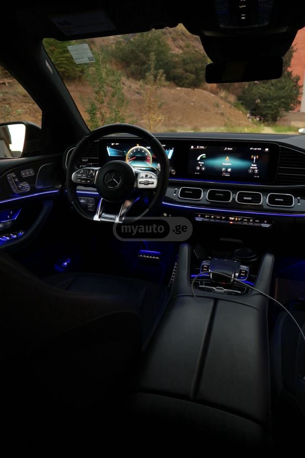 Mercedes-Benz GLE 53 - фото 9