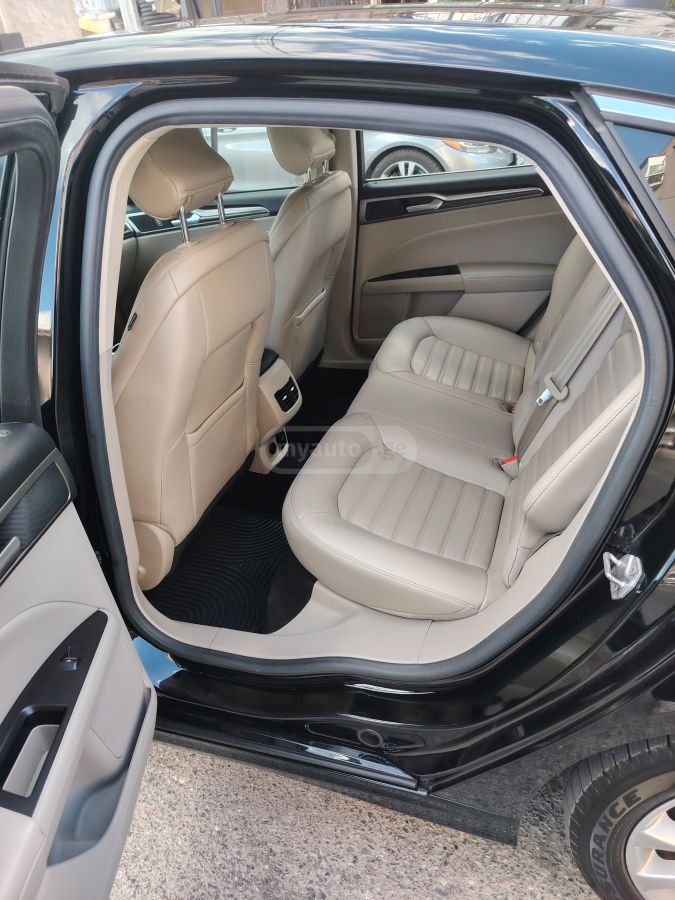 Ford Fusion - фото 10