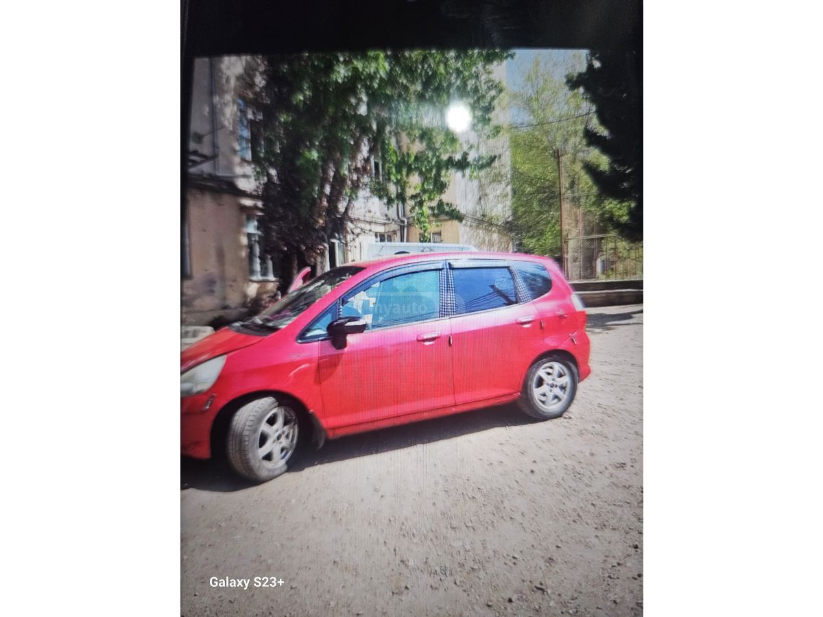 Honda Fit - фото 1