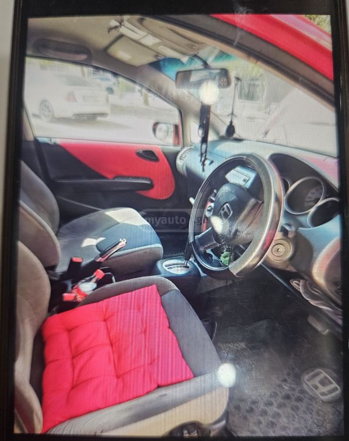 Honda Fit - фото 4