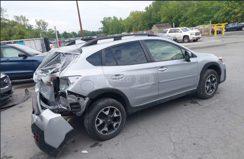 Subaru Crosstrek - фото 3